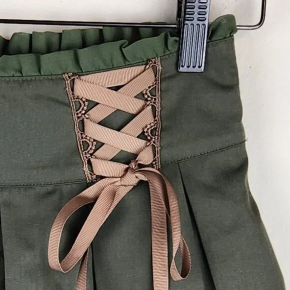 Axes Femme Japan Mori Kei Dark Academia Green Lace-up Pleated Shorts sz M - Picture 5 of 9